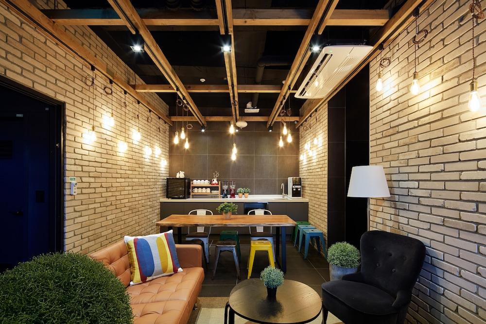 Hostel Cleo Seoul Hongdae Dış mekan fotoğraf