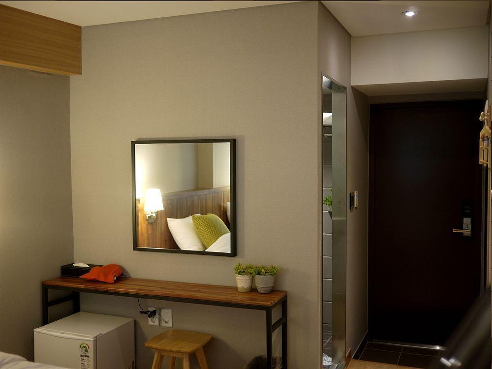 Hostel Cleo Seoul Hongdae Dış mekan fotoğraf